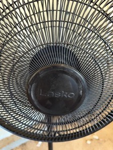 lot 420 image: Lasko Oscillating Fan