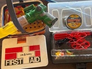 lot 436 image: The Bug Wrangler Bug Trapper, First Aid Kit, Small Tackle Box w Contents