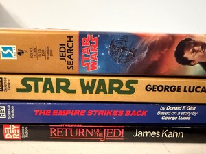lot 319 image: Star Wars Books