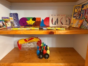 lot 359 image: Misc Childrens Toys - Magnet Game, Bowling Pins, Doctor Kit and MORE