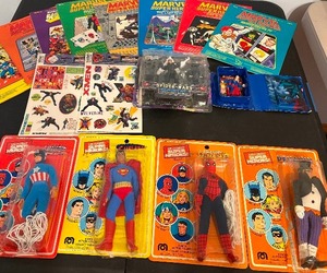 lot 368 image: Vintage Action Figures