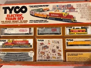 lot 380 image: Partial Tyco Train Set