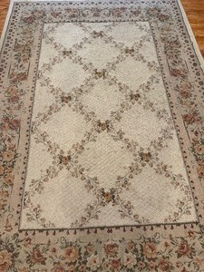 lot 756 image: Area Rug, Approx 63 x 90, Please See Pictures