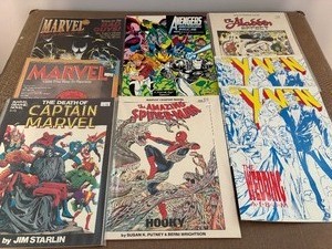 lot 322 image: Comic NovelsMagazines
