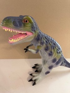 lot 337 image: Large T-Rex
