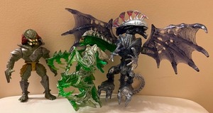 lot 346 image: Alien Action Figures