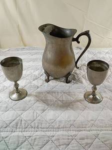 lot 50 image: Pewter Water Pitcher and Goblets Set
