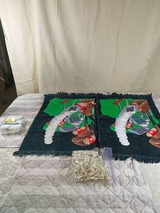 lot 72 image: Golf Towel Set with golf tees