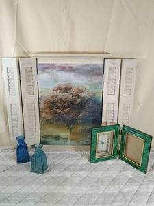 lot 85 image: Autumn Tree Landscape Art with Green Marble clock frame and decor