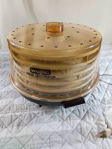 lot 107 image: Waring Food Dehydrator with 5 Trays