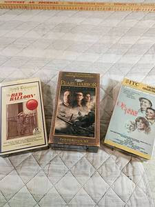 lot 126 image: Classic VHS Movie Collection - Pearl Harbor, Red Balloon, On Golden Pond