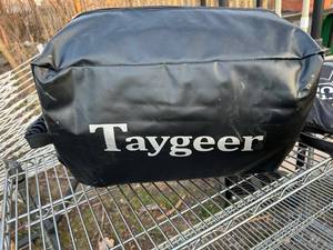 lot 163 image: Taygeer Rooftop Luggage Storage