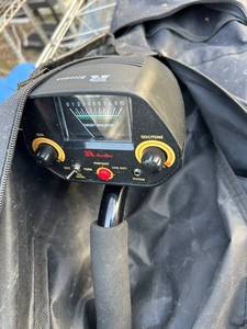 lot 173 image: Ricemax Metal Detector with Carrying Case