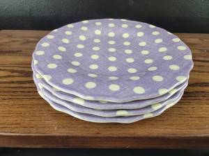 lot 3557 image: Purple Polka Dot Plates