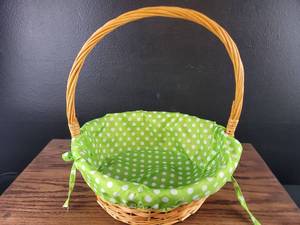 lot 3558 image: Wicker Basket with Green Polka Dot Liner