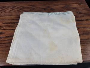 lot 3566 image: Royal Linen Cotton Napkins Set