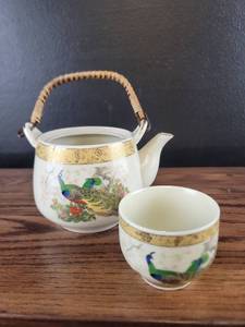 Japanese Peacock Tea Set with Bamboo Handle