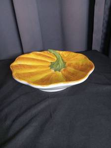 lot 2886 image: Italian Ceramic Pumpkin Serving Bowl by La Ceramica V.B.C.