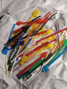 lot 2901 image: Mixed Lot of Colorful Swizzle Sticks