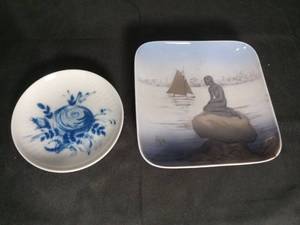 lot 3007 image: Royal Copenhagen & Langeline Copenhagen Decorative Plates Set