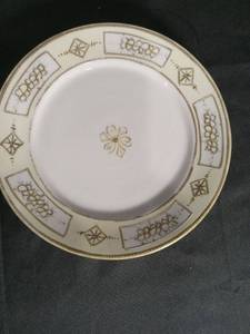 lot 3011 image: Nippon Decorative Dinner Plate