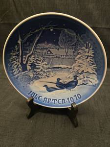 lot 3136 image: 1970 B&G Copenhagen Christmas Plate - Pheasants in Snow