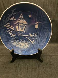 lot 3140 image: B&G Copenhagen Christmas in Old Town Plate 2003