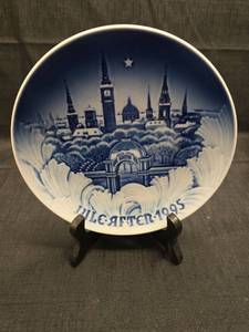 lot 3158 image: B&G Copenhagen Towers Decorative Plate 1995