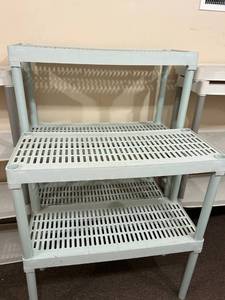 lot 100 image: Commercial Kitchen Polymer Shelving Unit
