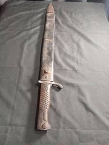 lot 2310 image: WWI German Sawback Bayonet M189805