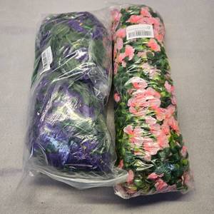 lot 282 image: Pink and Purple Floral Garland