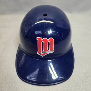 lot 307 image: Minnesota Twins MLB Baseball Batting Helmet