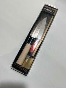lot 100 image: RUSSELL� INTERVATIONAL HIGH-CARSON STAIN-FREE P47002 JAPAN Sm Deba Knife