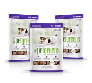 lot 494 image: Box of 12 DOGGIE TREAT BAGS - Pet Greens Soft Chews Lamb Dog Treats