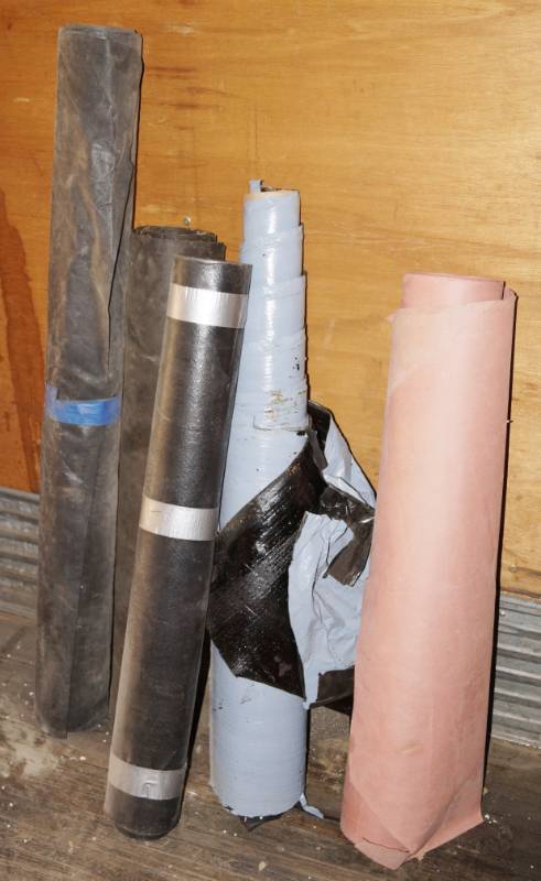 lot 1257 image: Rolls of Various Materials- Roofing and 