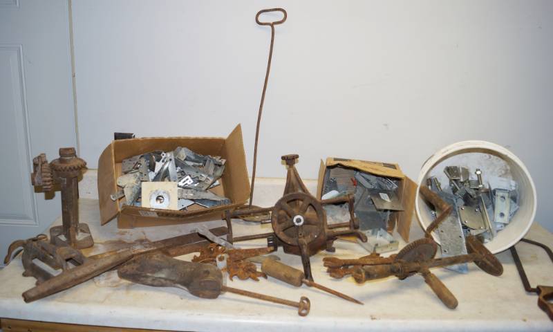 lot 1263 image: VintageAntique Rusty Gold Tool Lot with Extras