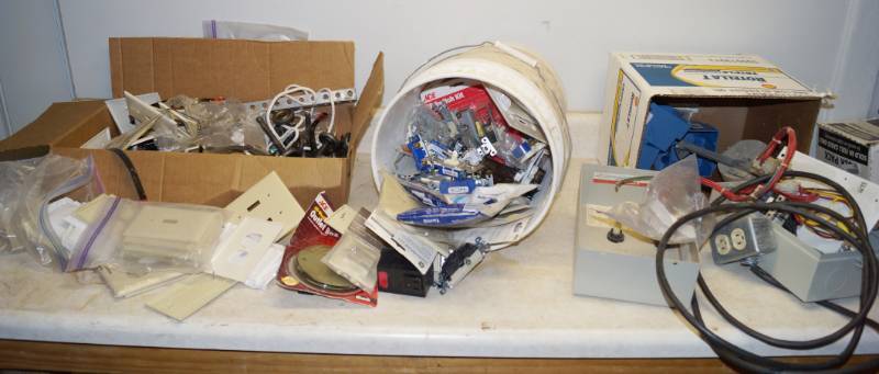 lot 1264 image: Electrical Lot-  Large Assortment