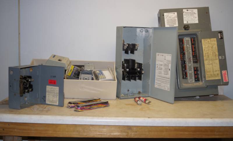 lot 1265 image: Breaker Boxes and Breaker Lot