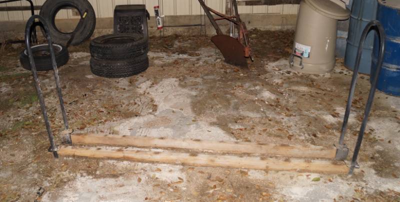 lot 1301 image: Firewood Storage Rack