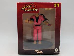 lot 101032 image: Street Fighter Dan Hibiki Action Figure #21 by Fanhome