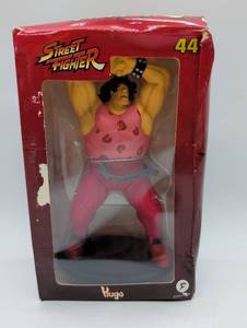 lot 101035 image: Street Fighter Hugo #44 Action Figure by Fanhome