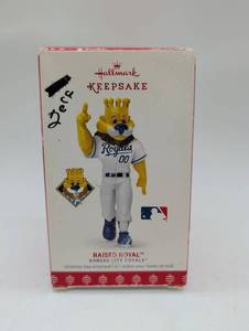 lot 101048 image: Kansas City Royals Mascot Sluggerrr Ornament