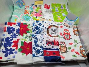 lot 101070 image: Holiday Kitchen Towel Sets - Easter, 4th of July, etc.