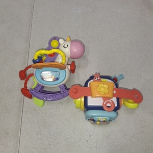 lot 50462 image: BUSY TOYS BABY TOY