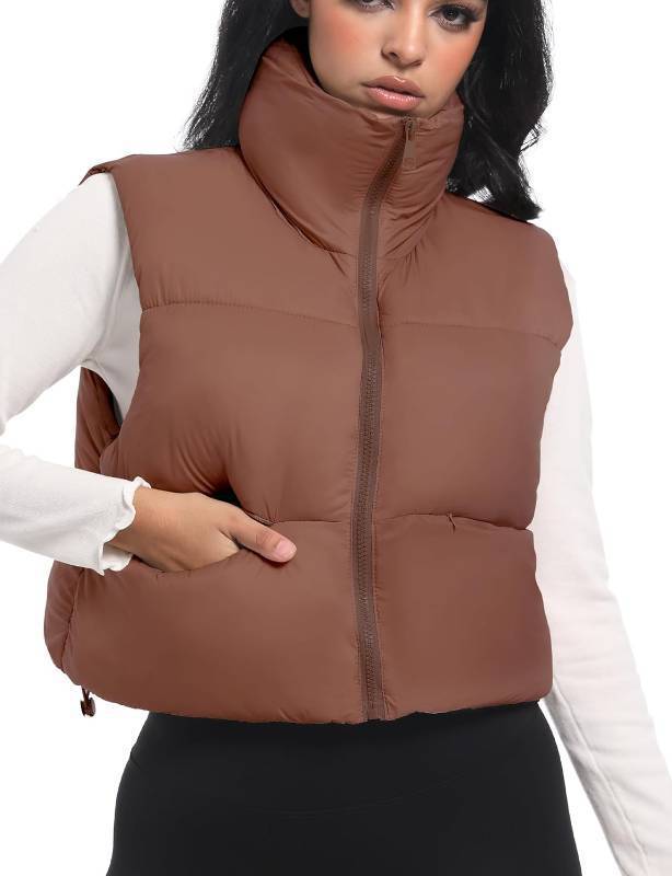 lot 1910 image: Buauty Cropped Puffer Vest Women Winter Puffy Vest with Pockets Lightweight Stand Collar Zip Up Sleeveless Jacket Size XS