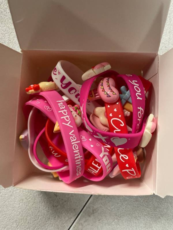 lot 1187 image: 2 Packs Set of 10 each, Valentine s Day Rubber Wrist Bands