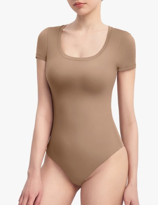 lot 13288 image: PUMIEY Womens Scoop Neck Short Sleeve Bodysuit Slimming Fit Body suit Top Smoke Cloud Pro Collection SIZE M