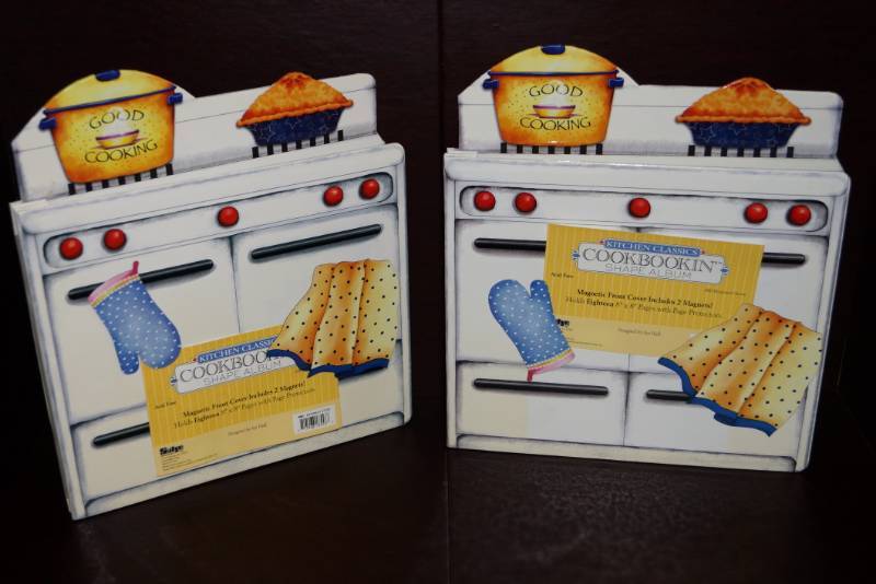 lot 486 image: NEW 2 Stove Shaped Make Your Own Cook Book