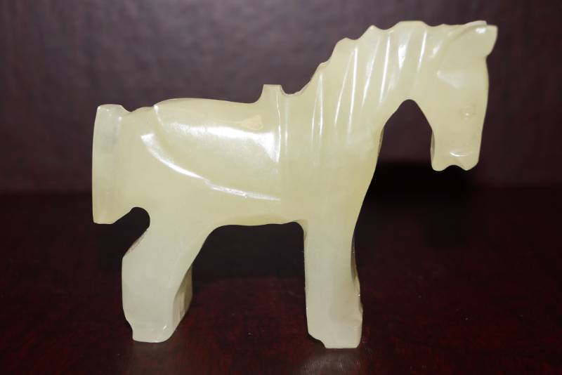 lot 506 image: Horse Figurine, Carved Stone, Semi Translucent , Appears to be JADE