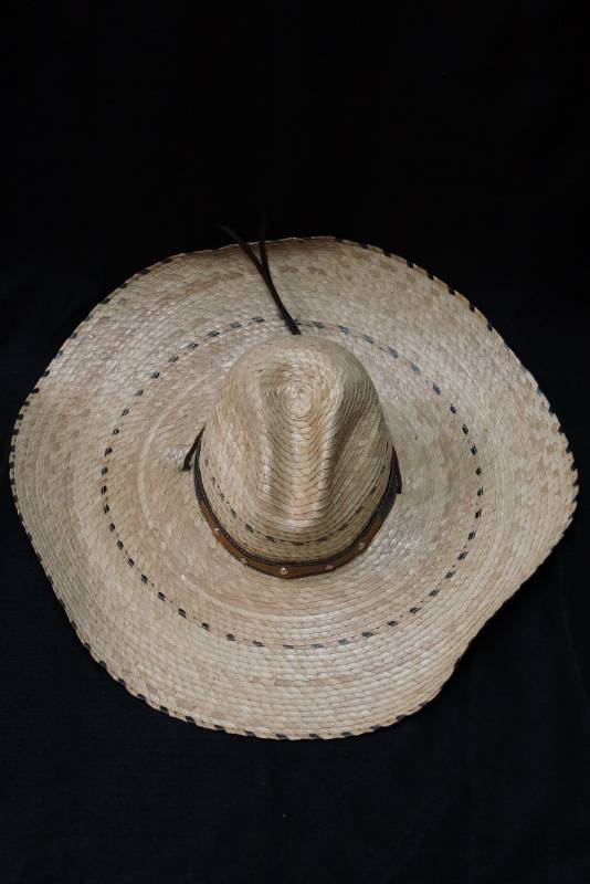 lot 524 image: Authentic Sombrero  Size 7 